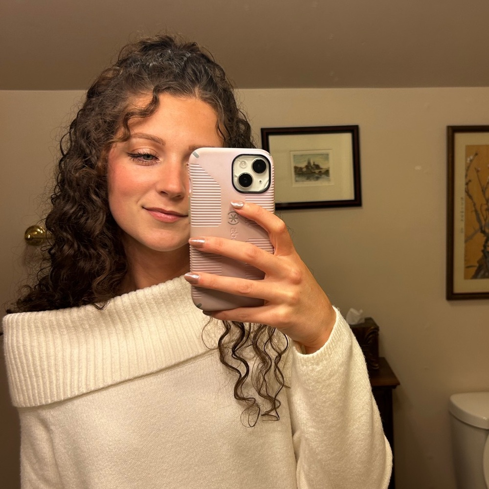 Meet your Posher, Emily